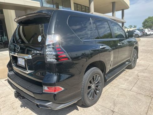 Certified 2023 Lexus GX 460 Premium AWD/4WD image 3