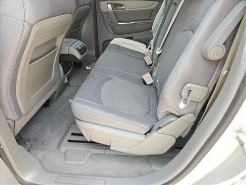 Used 2016 Chevrolet Traverse LS FWD image 11