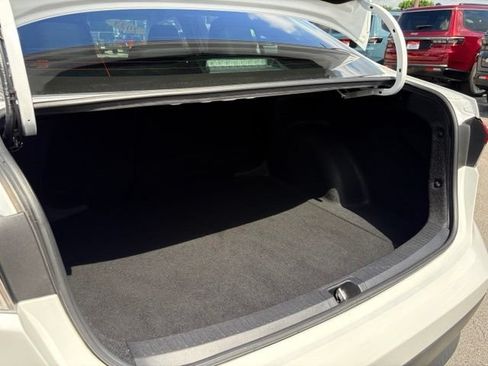 Used 2023 Toyota Corolla LE FWD image 39