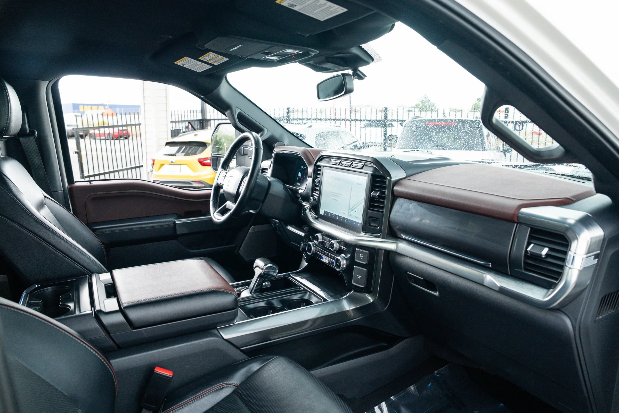Used 2023 Ford F150 Lariat w/ Max Trailer Tow Package AWD/4WD image 18