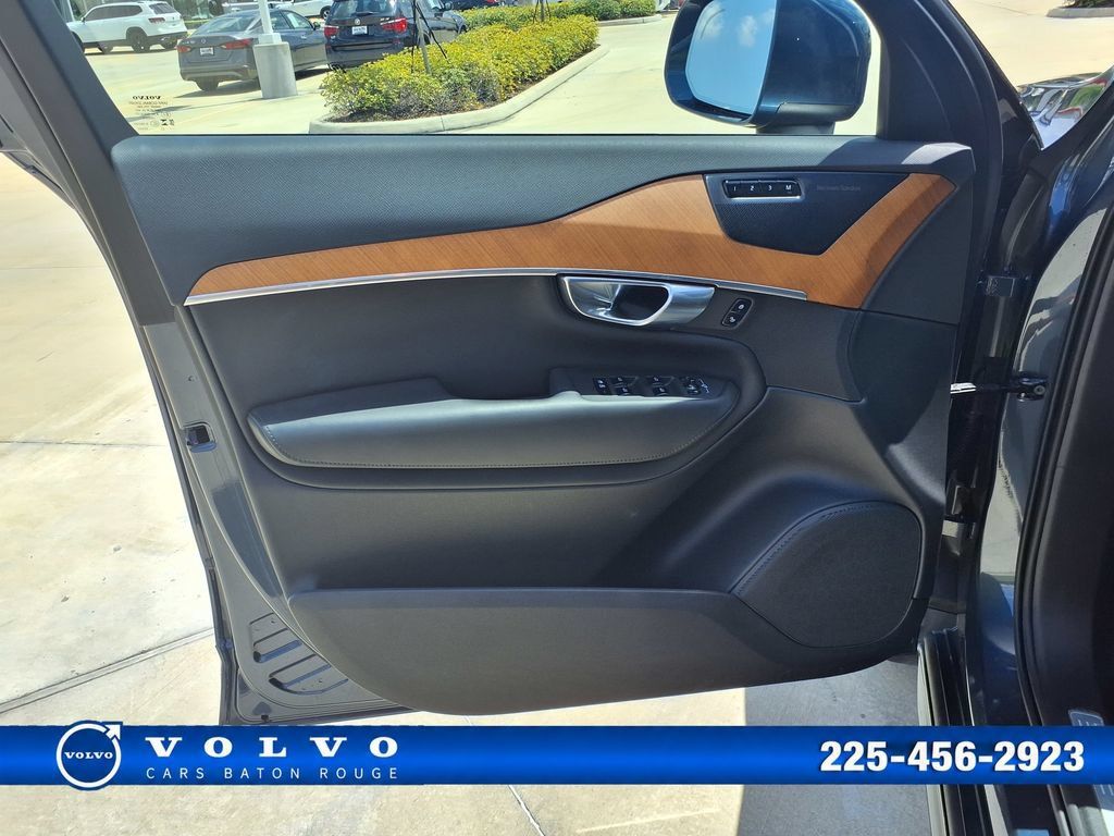 Certified 2024 Volvo XC90 B5 Plus w/ Protection Package Premier AWD/4WD image 14