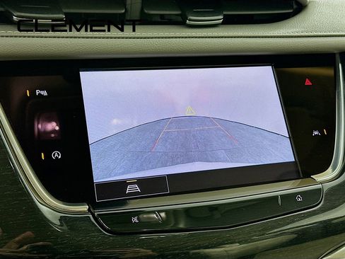 Used 2022 Cadillac XT6 Premium Luxury AWD/4WD image 20