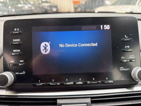 Used 2018 Honda Accord LX image 16