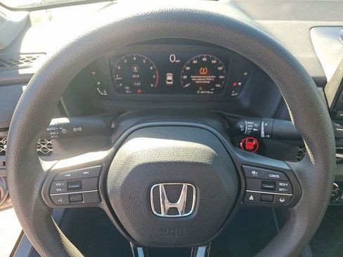 Used 2023 Honda Accord EX image 19