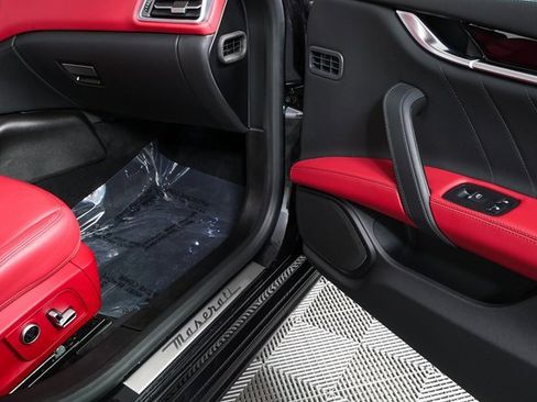 Used 2023 Maserati Ghibli Modena Q4 image 26