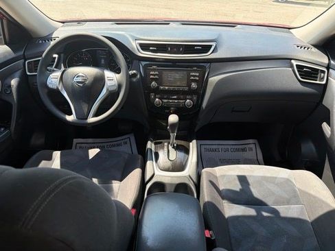 Used 2016 Nissan Rogue SV AWD/4WD image 25