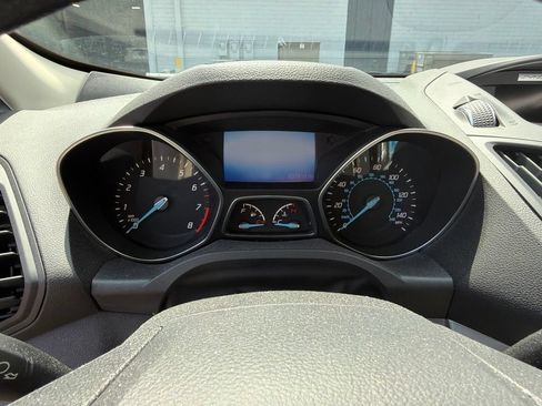 Used 2016 Ford Escape SE FWD image 14