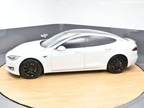 Used 2020 Tesla Model S Performance AWD/4WD image 46