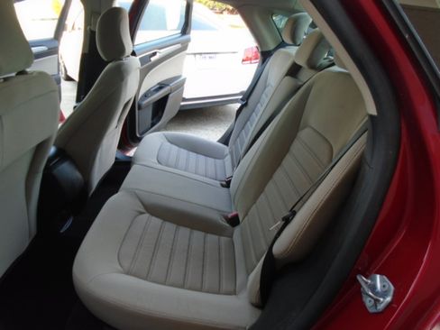 Used 2020 Ford Fusion S image 12