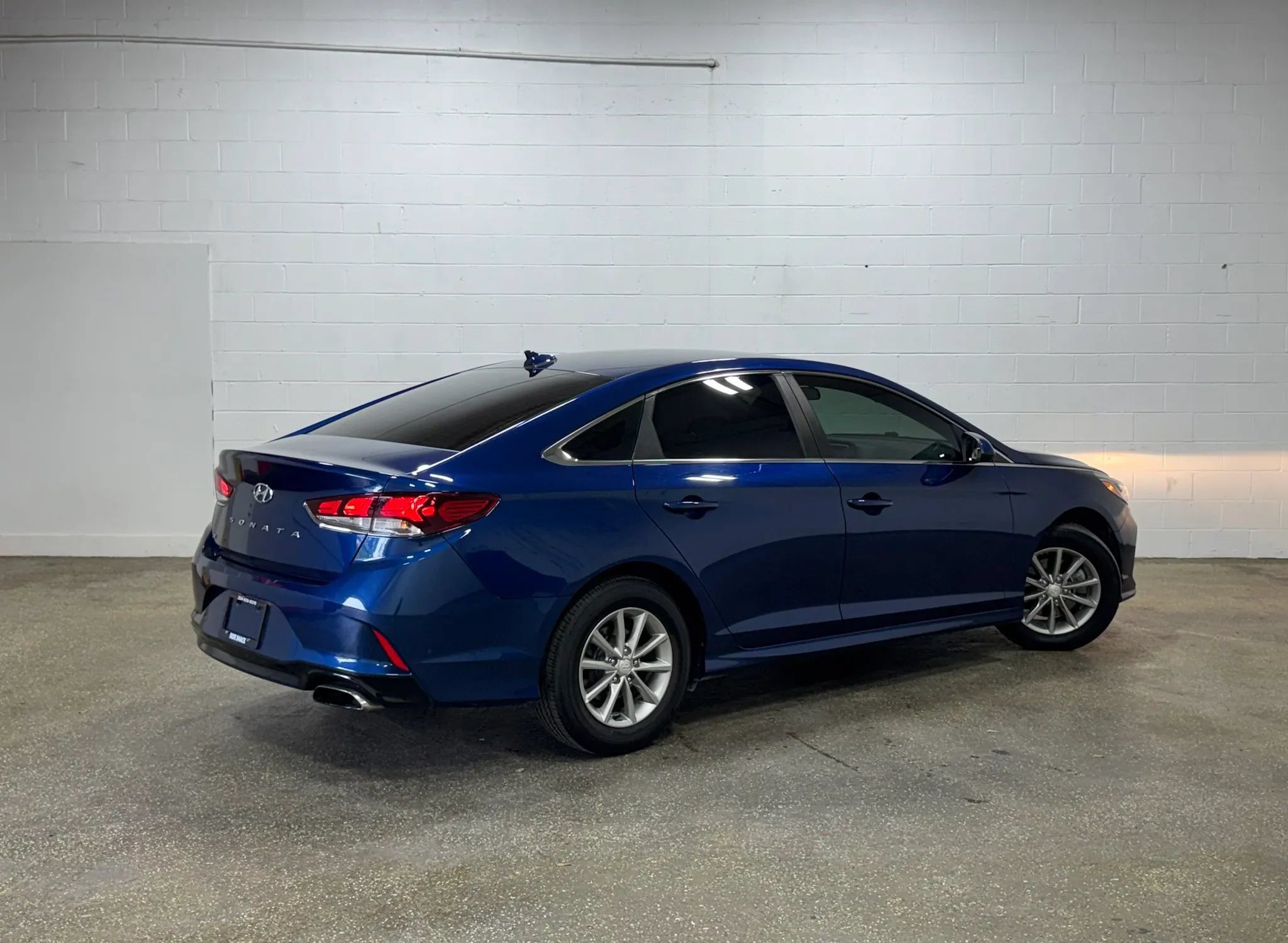 Used 2018 Hyundai Sonata SE FWD image 3