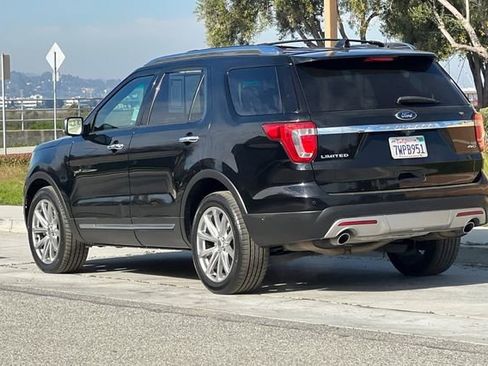 Used 2017 Ford Explorer Limited w/ Equipment Group 301A image 6