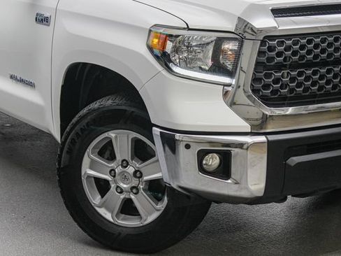 Used 2021 Toyota Tundra SR5 AWD/4WD image 3