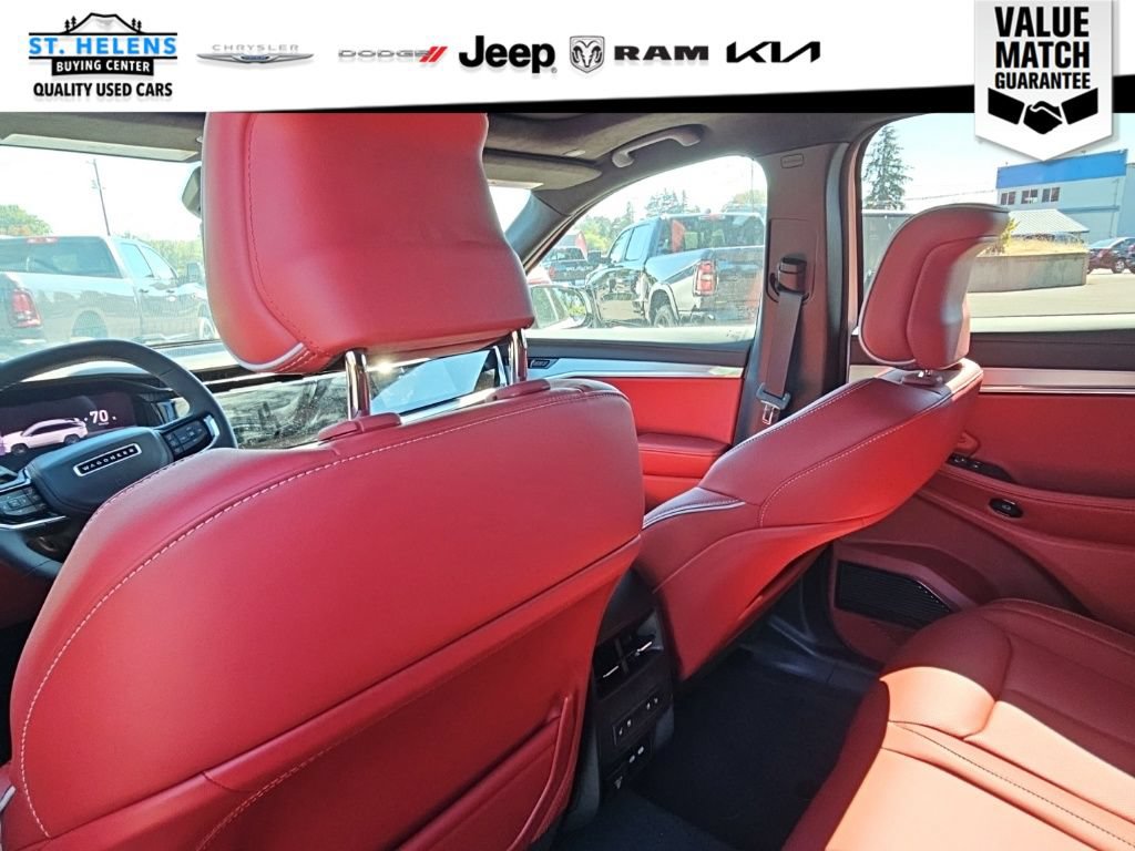 Used 2024 Jeep Wagoneer Limited AWD/4WD image 34