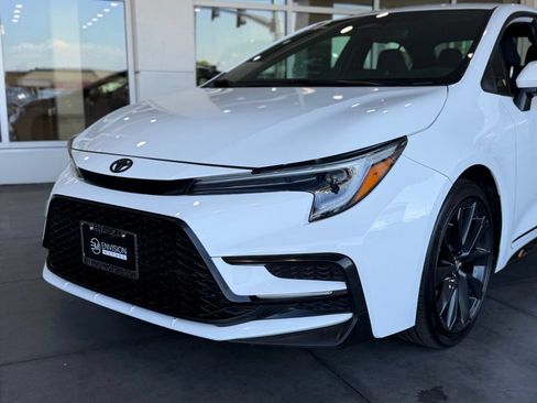 Certified 2023 Toyota Corolla SE FWD image 3