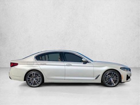 Certified 2023 BMW 530i w/ Convenience Package image 4