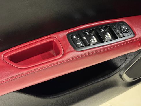 Used 2018 Maserati Ghibli S GranSport image 41