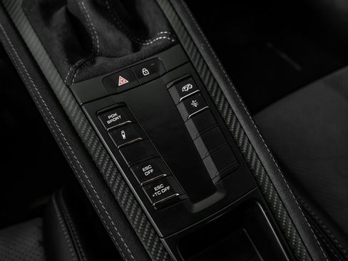 Certified 2024 Porsche 718 Cayman GT4 RS image 20