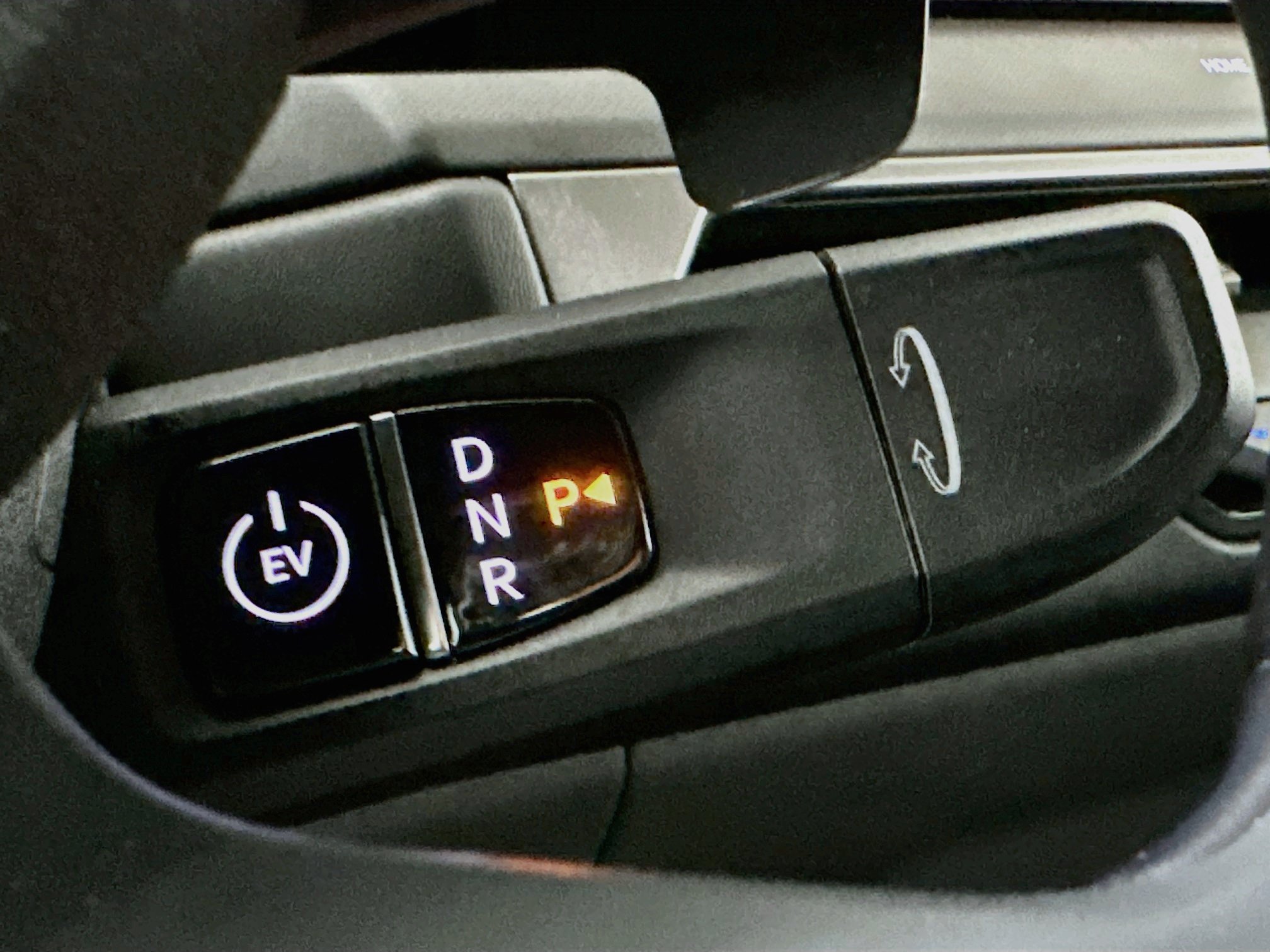 Used 2024 Kia EV9 Light Long Range RWD image 25