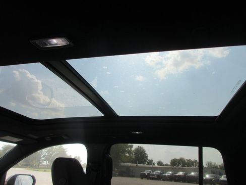 New 2026 Buick Enclave Avenir w/ Super Cruise Package image 16