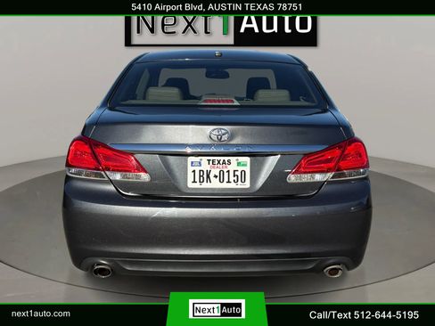 Used 2012 Toyota Avalon Limited image 15