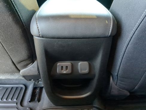 Used 2019 Chevrolet Colorado LT w/ LT Convenience Package image 28