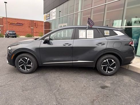 Certified 2023 Kia Sportage LX AWD/4WD image 3