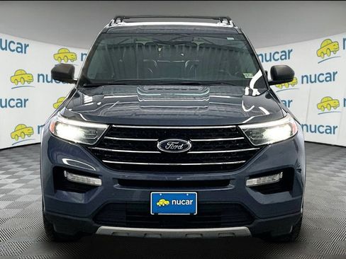 Used 2021 Ford Explorer XLT w/ Equipment Group 202A AWD/4WD image 2