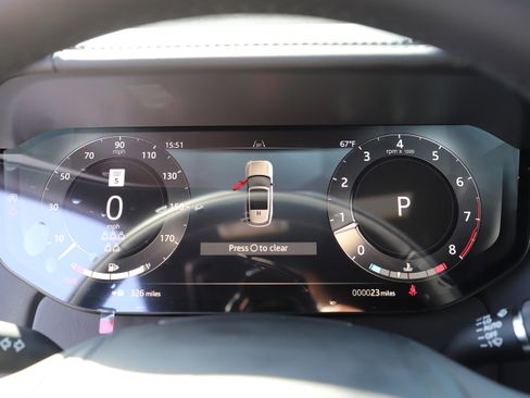 New 2026 Land Rover Range Rover Long Wheelbase SE AWD/4WD image 22