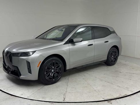 New 2026 BMW iX xDrive45 w/ M Sport Package AWD/4WD image 6