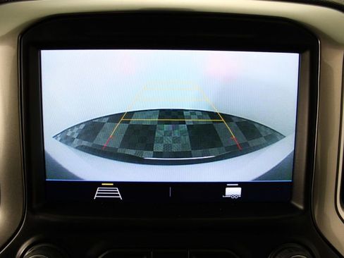 Used 2023 Chevrolet Silverado 2500 LT image 24