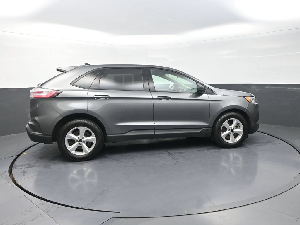 Used 2023 Ford Edge SE AWD/4WD image 11