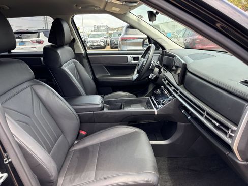 Used 2025 Hyundai Santa Fe SEL AWD/4WD image 34