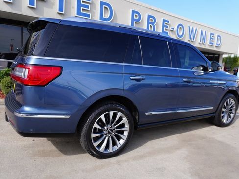 Used 2020 Lincoln Navigator Reserve w/ Luxury Package image 6