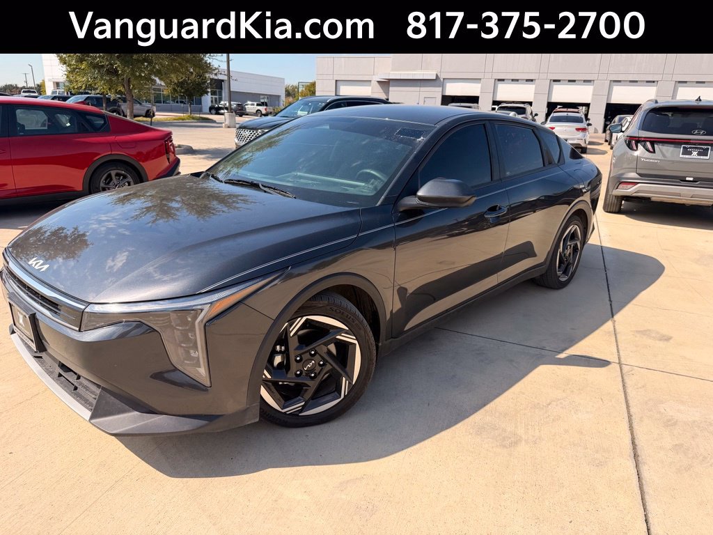 Used 2025 Kia K4 EX FWD image 1