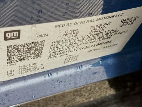 Used 2024 Chevrolet Traverse RS image 36