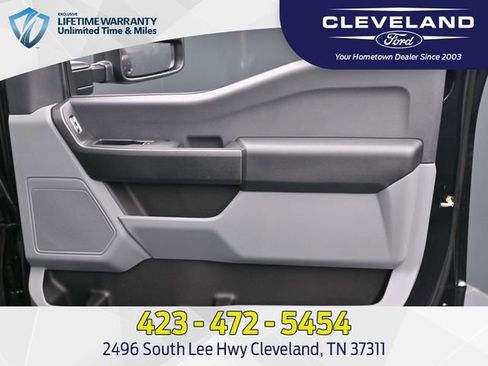 New 2025 Ford F250 XL w/ XL Chrome Package image 25