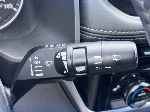 Certified 2023 Nissan Rogue SL w/ SL Premium Package FWD image 18