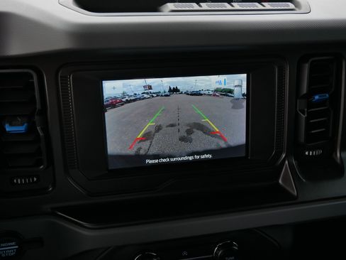 Used 2023 Ford Bronco Black Diamond AWD/4WD image 29