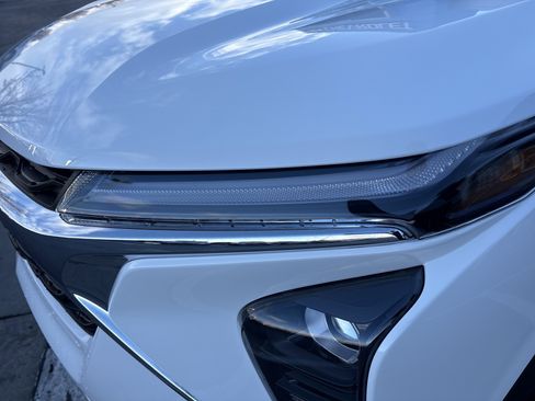 New 2026 Chevrolet Trax LT w/ Driver Confidence Package image 11