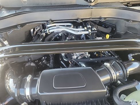 Used 2025 Ford Explorer ST image 10