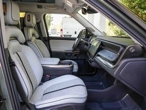 Used 2024 Rivian R1S Launch Edition AWD/4WD image 16
