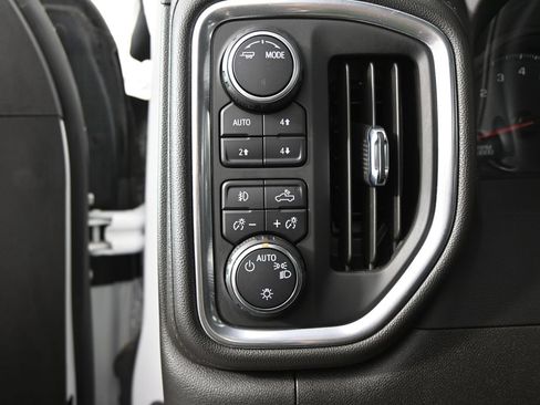 Used 2022 Chevrolet Silverado 1500 LT Trail Boss w/ Bed Protection Package AWD/4WD image 23