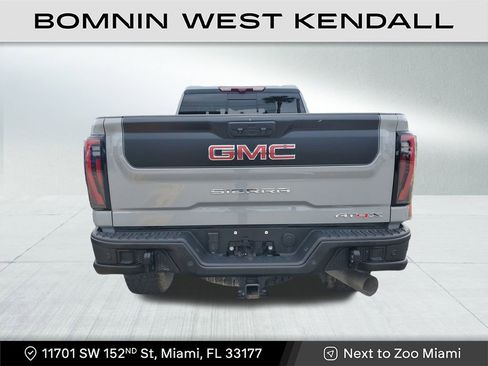 Used 2024 GMC Sierra 2500 AT4X w/ AT4X AEV Edition image 11