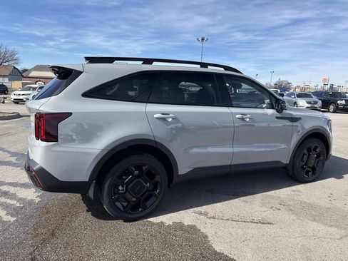 New 2026 Kia Sorento SX image 2