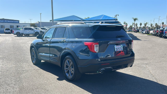 Certified 2022 Ford Explorer XLT w/ Equipment Group 202A AWD/4WD image 5