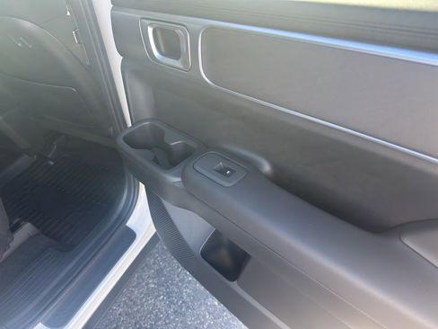 New 2026 Hyundai Santa Fe SE image 18