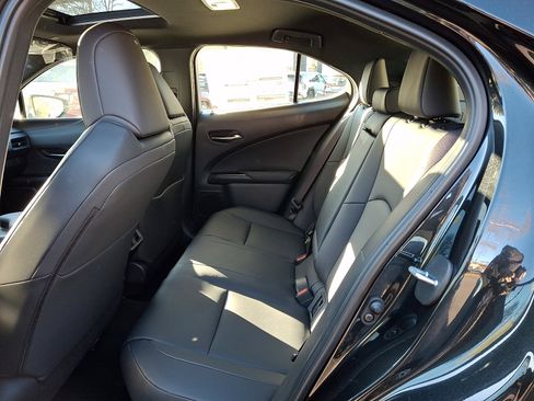 New 2025 Lexus UX 300h AWD image 6