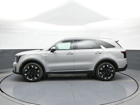 New 2026 Kia Sorento EX AWD/4WD image 9