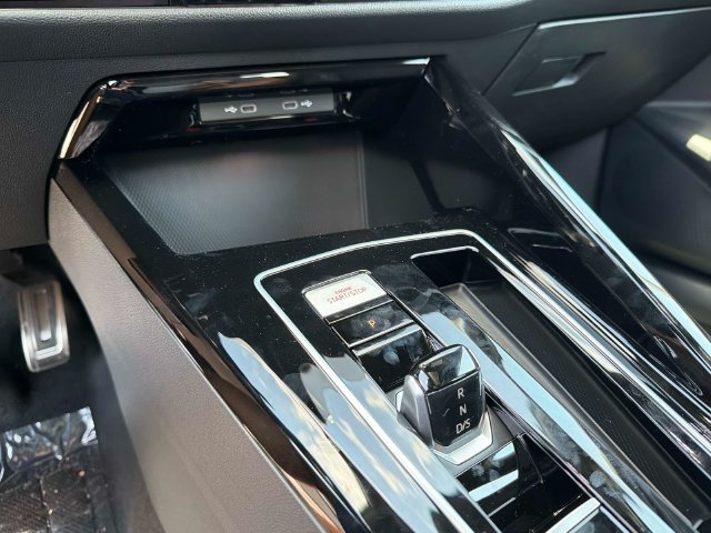 New 2026 Volkswagen GTI SE FWD image 23