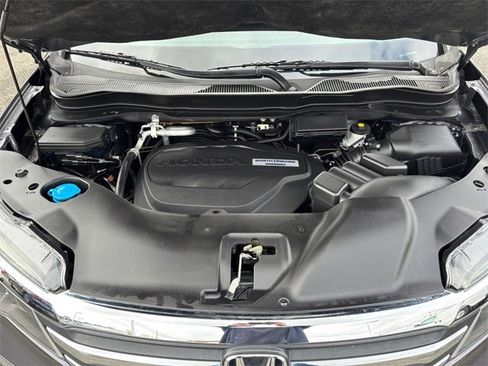 Used 2018 Honda Pilot LX image 36